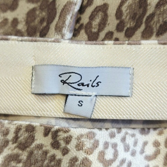 Rails Leopard Print Midi Skirt in Cream and Tan - Picture 10 of 15